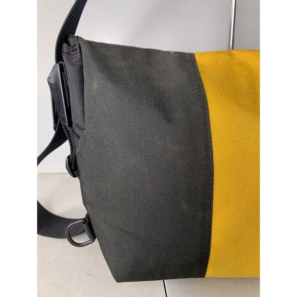Timbuk2 Ballistic Messenger Bag Jamaican Caribbean Tricolor Crossbody Large